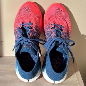 Under Armor Threadborne Blur Running Shoes Coral/Blue. 8.5 W
